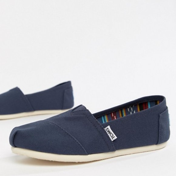Toms Classic Navy Canvas Women's Shoes NIB Size 10
